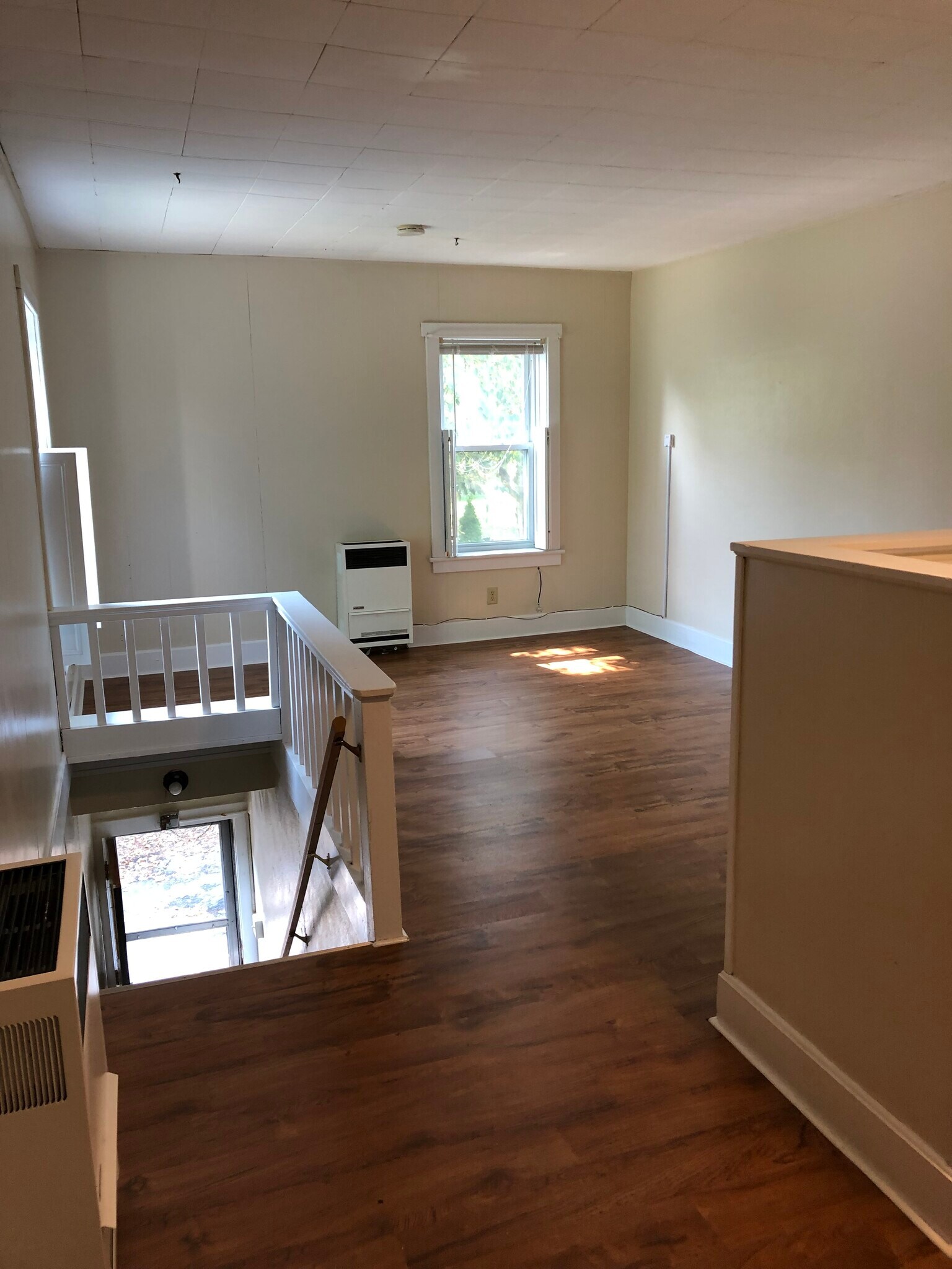 Building Photo - 237 M Aly