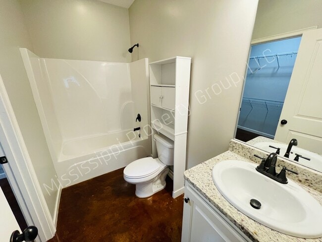 Building Photo - 3BR/3BA For Rent