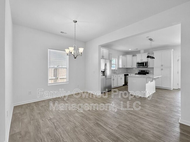 Building Photo - 105 Whimbrel Dr