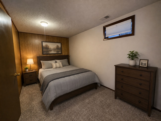 Building Photo - 4045 Dogwood Ct