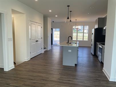 Building Photo - 791 Country Green Rd