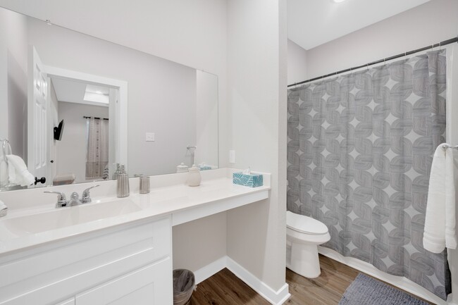 Building Photo - 10317 Lake Rd