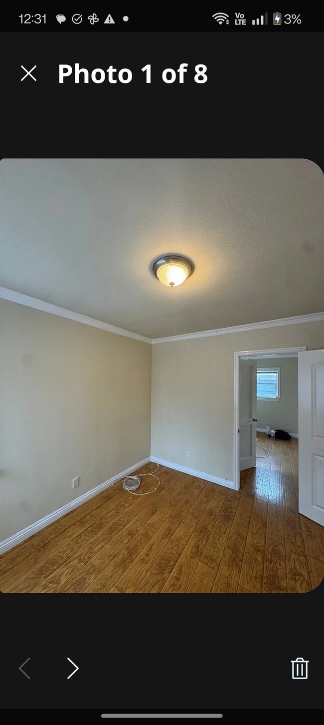 Building Photo - 200 N Sierra Vista St
