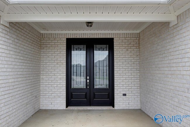 Building Photo - 26415 Birkshire Ln