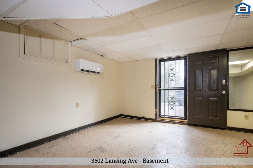 Building Photo - 3502 Lansing Ave