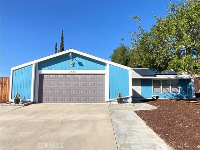 Building Photo - 2560 Grand Teton Ave