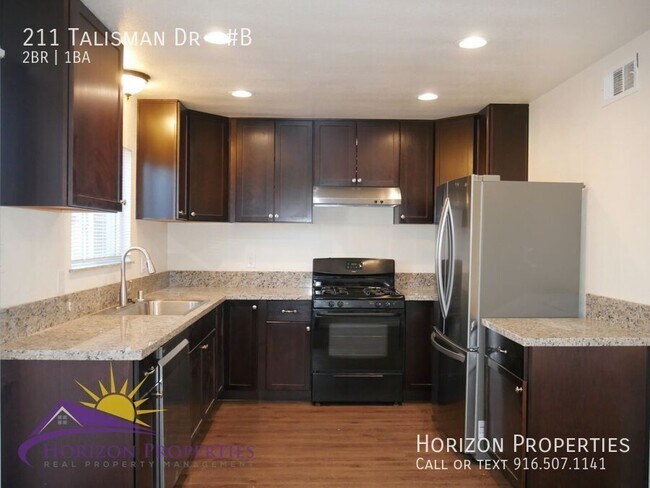Building Photo - 211 Talisman Dr