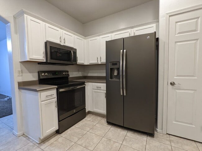 Building Photo - Rancho Sahuarita Home