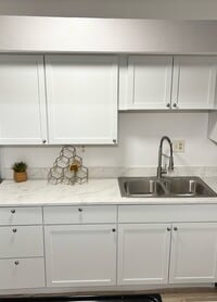 Building Photo - Birchwood Dr