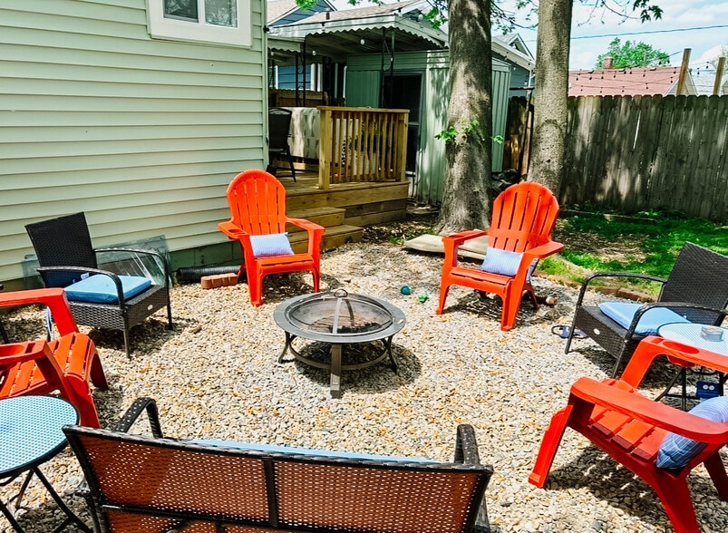 Building Photo - 1835 New St