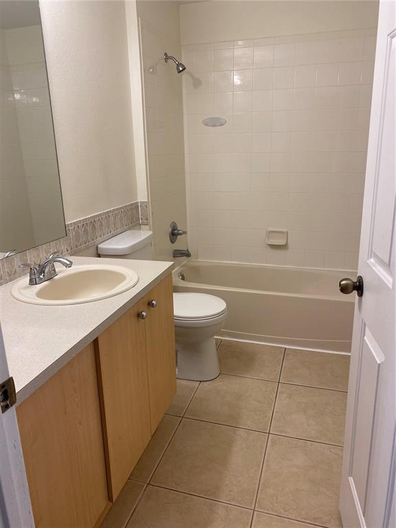 Building Photo - 11729 Crest Creek Dr