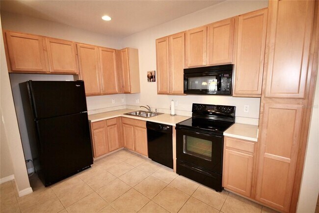 Building Photo - 2458 Caravelle Cir