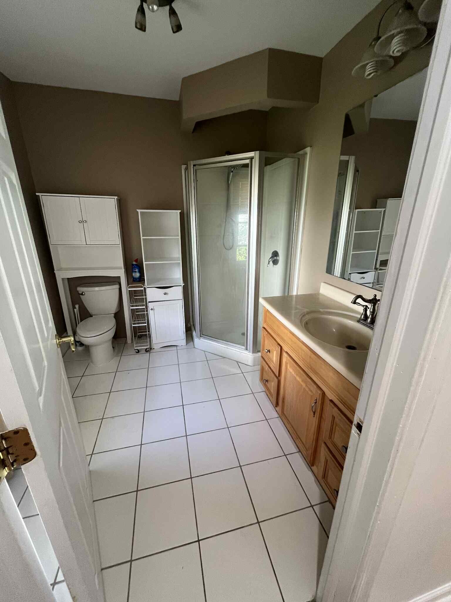 Huge bathroom with standing shower ?? attached - 1368 High Ave