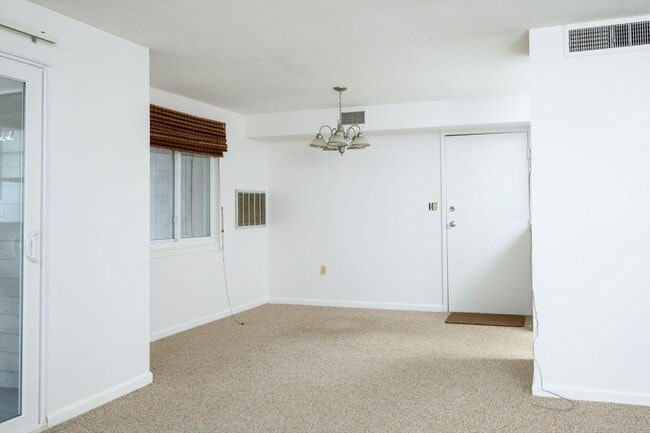 Building Photo - 18 Beal's Cove Rd