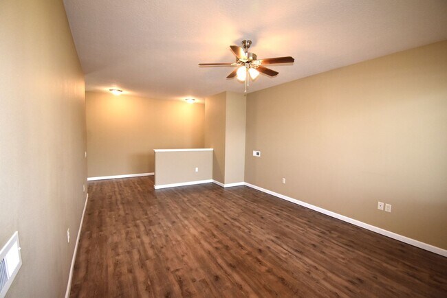 Building Photo - Gorgeous ground level accessible home.