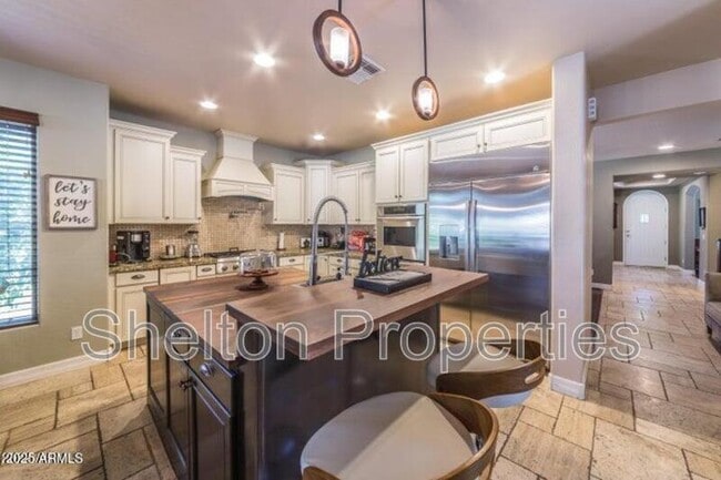 Building Photo - 3779 N Denny Way