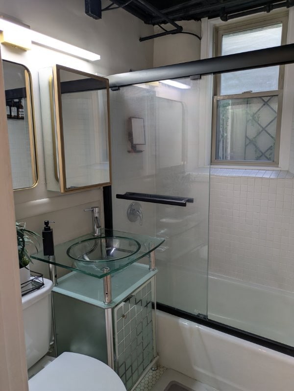 Building Photo - 4136 Queen Ave S