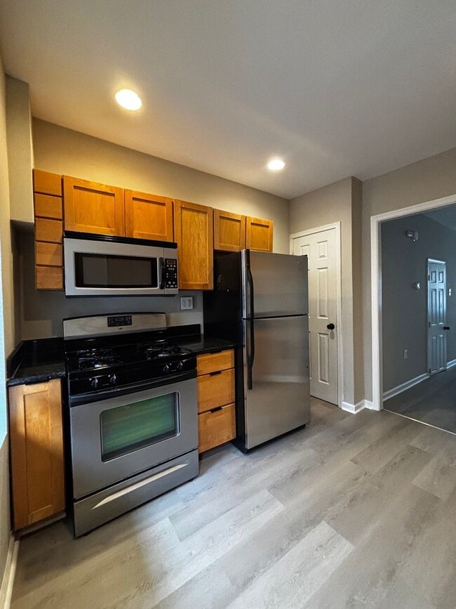 Building Photo - Charming 3 Bedroom Rehab