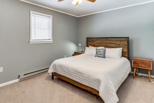 Building Photo - 353 Cherry Lane Rd