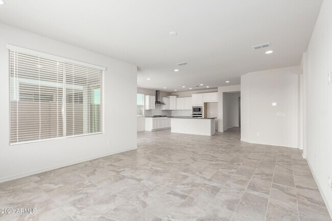 Building Photo - 8529 S 67th Dr