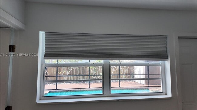 Building Photo - 2100 N 57th Way