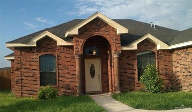 Building Photo - 17 Northwestern St