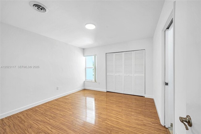 Building Photo - 13100 SW 81st Ave