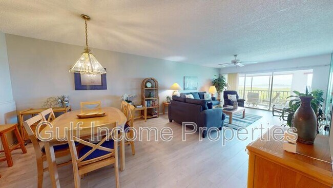 Building Photo - 1141 Edgewater Cir