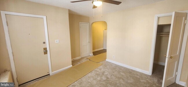 Building Photo - 2017 I St NE