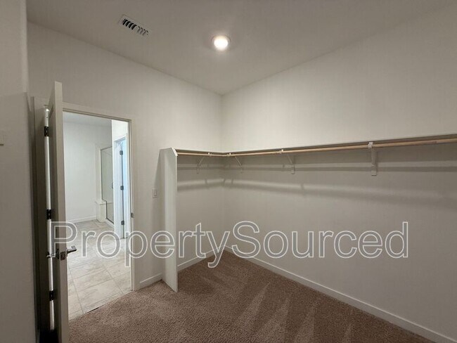Building Photo - 2099 Frank Blondin Ln