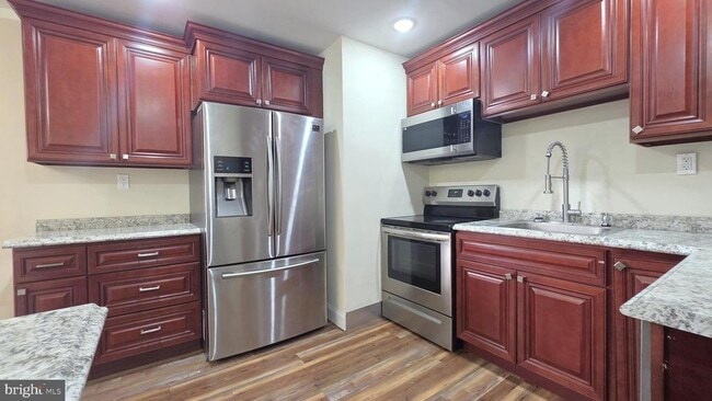 Building Photo - 361 David Hall Rd