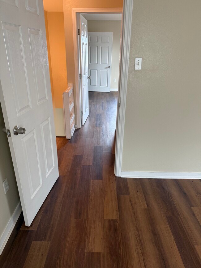 Building Photo - 2620 Angelique Dr