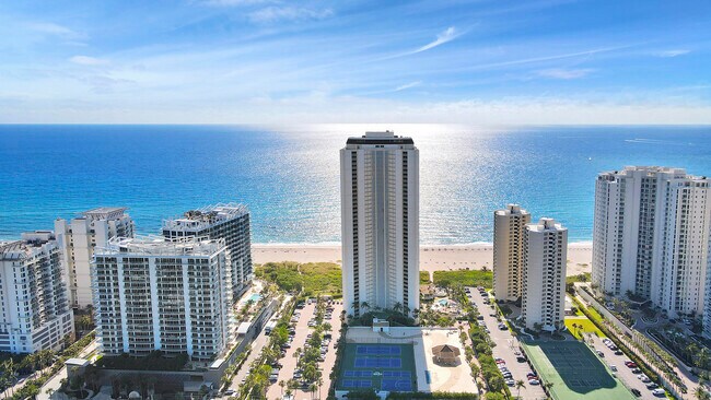 Building Photo - 3000 N Ocean Dr