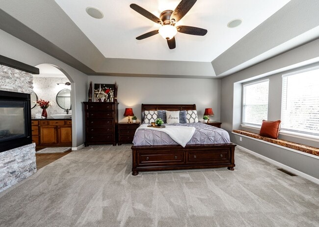 Building Photo - 3615 Oak Meadow Dr