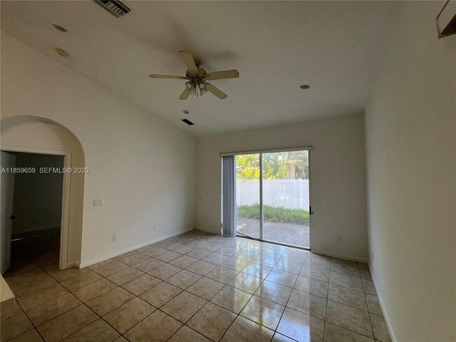 Building Photo - 2217 NE 41st Ave