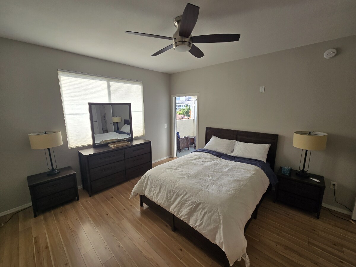 Building Photo - 3302 N 7th St