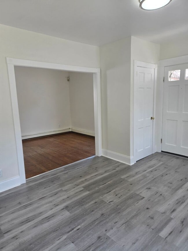 Building Photo - Providence/PC Area Single Family - $2,550