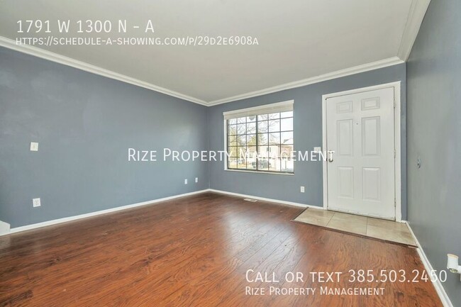 Building Photo - Desirable Rose Park Townhome- Newly Renova...