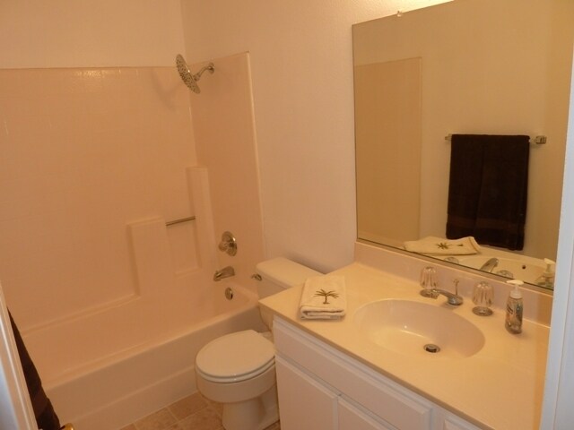 Building Photo - 2 Bedroom Goleta Condo