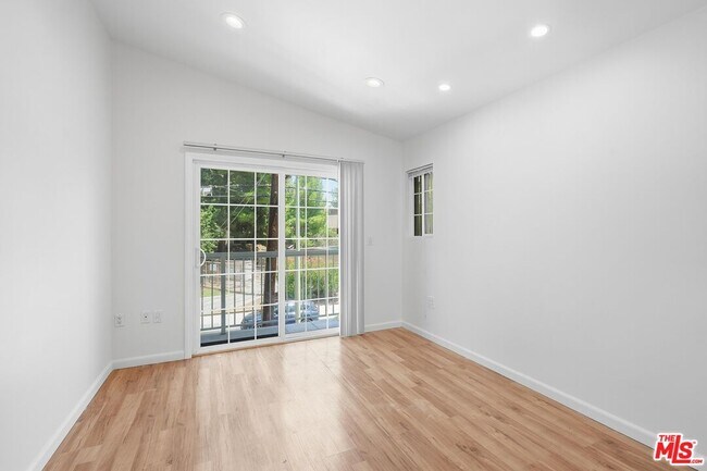 Building Photo - 12311 Bradford Pl
