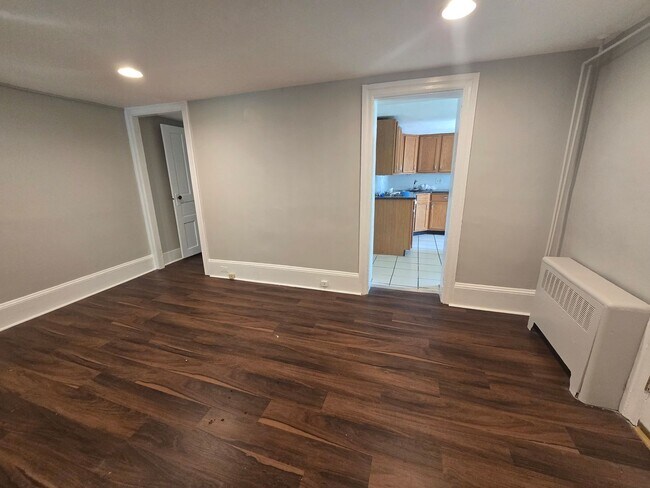 Building Photo - Charming 2bd/1ba Bala Cynwood Home!