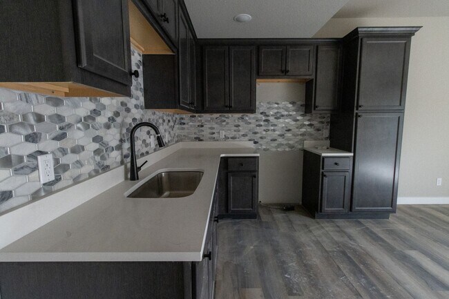 Building Photo - Brand New Construction on East Campus!