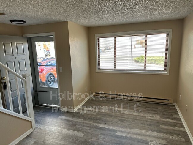 Building Photo - 4881 Basswood Dr