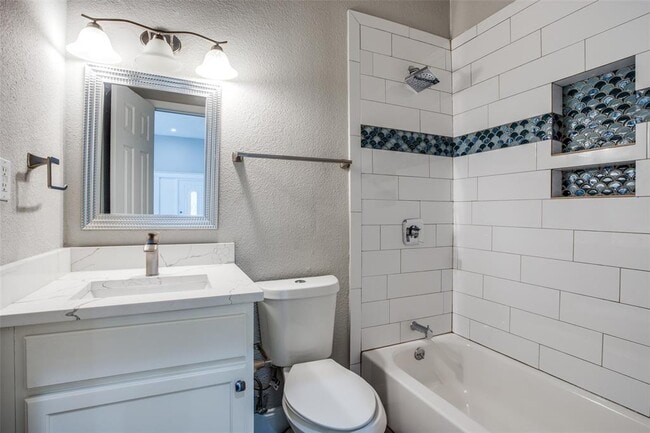 Building Photo - 5201 Eastside Ave