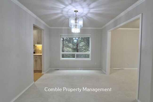 Building Photo - 23228 NE 21st Pl