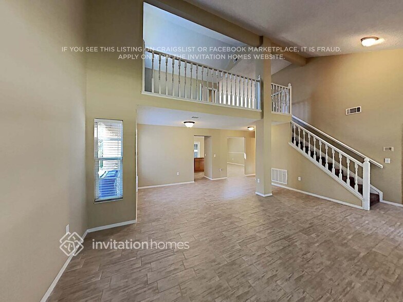 Building Photo - 3242 Centerwood Dr