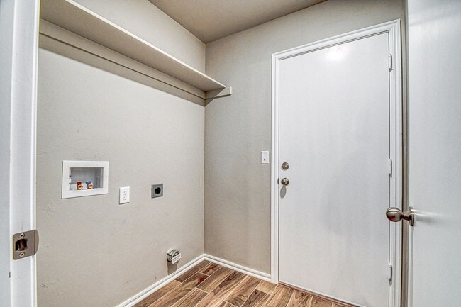 Building Photo - Beautiful New Construction Home!