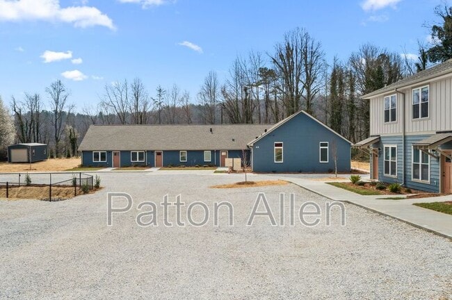 Building Photo - 22 Catawba Valley Ct
