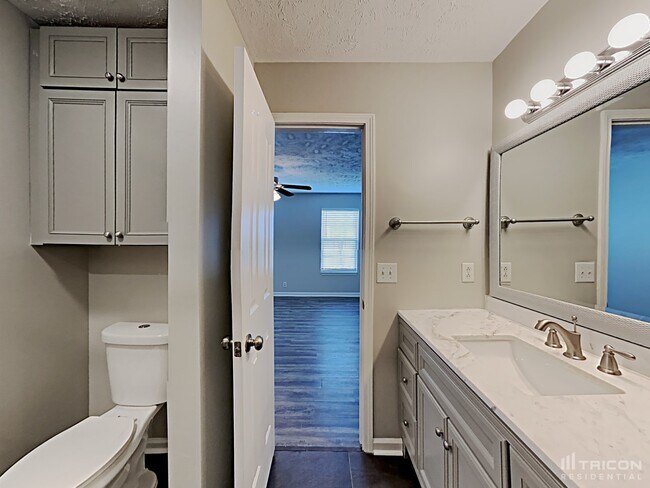Building Photo - 1218 Melvin Dr