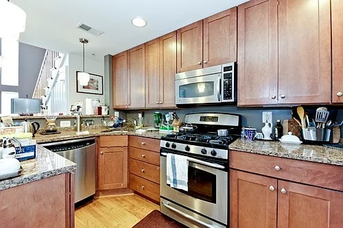 Building Photo - 602 Kentucky Ave SE